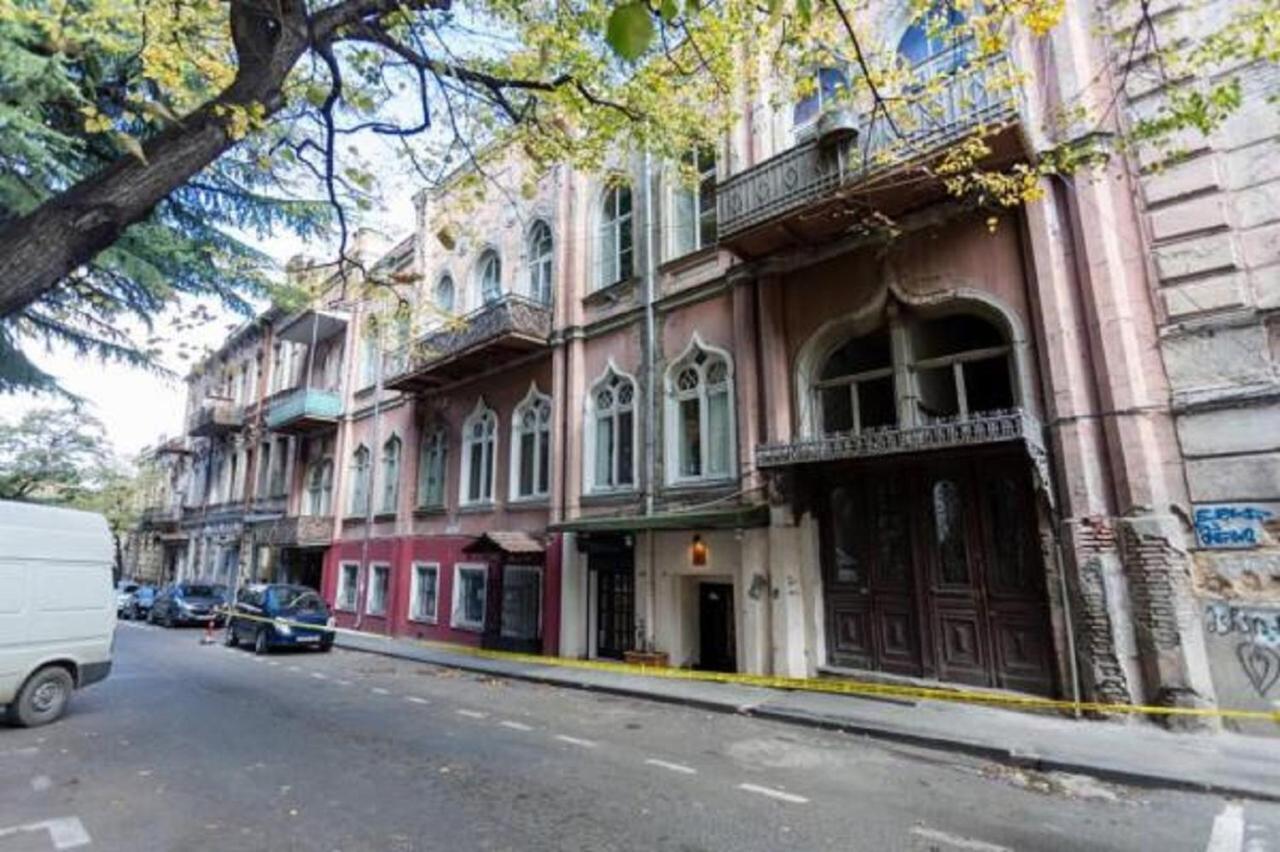 Old Tbilisi Trio Apartments Экстерьер фото